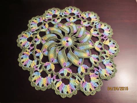 bellacrochet pretty pinwheel doily   crochet pattern