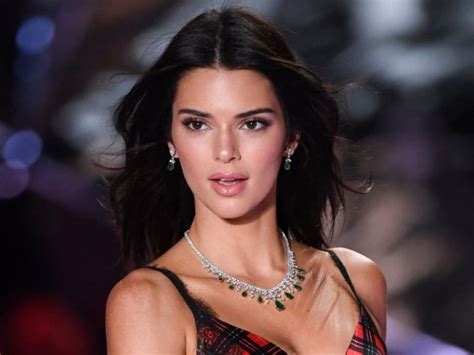 kendell jenner the highest paid model of the world