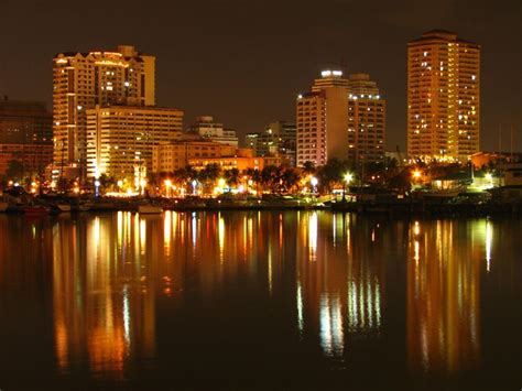 A Spectacular Manila Night Scene Nightlife Asia