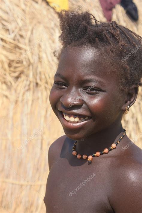 African Girl – Stock Editorial Photo © Tizianella 51273265