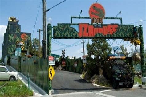 Jurassic Park Craziest Love Hotels