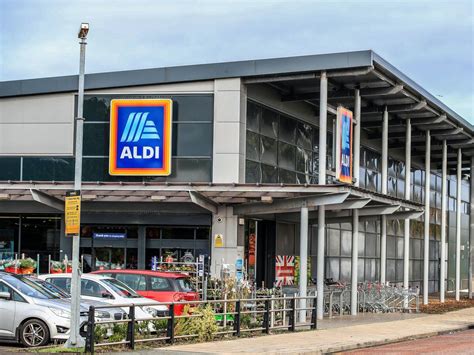 aldi  open  stores     year  bn investment shropshire star