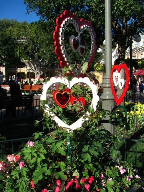25 Outdoor Valentines Decorations Ideas Decoration Love