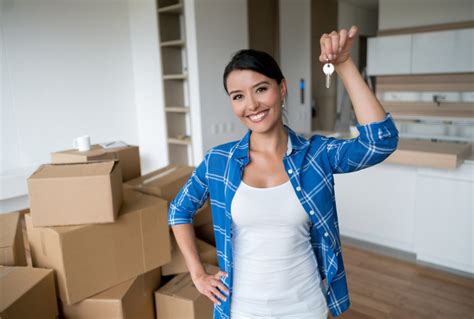 women buying homes rismedias housecall