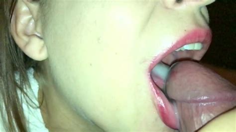 Homemade Cum On Tongue And Swallow Free Porn 8f Xhamster Ru