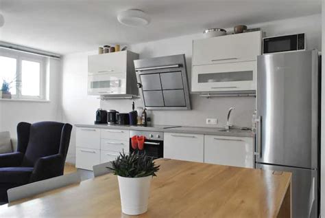 praag centrum gezellige flat terras appartementen te huur  prague tsjechie airbnb