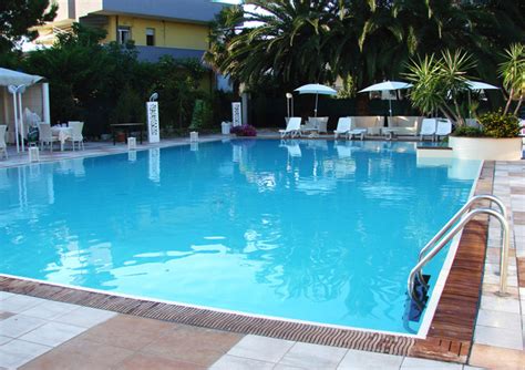 bella collina club house pool  spa