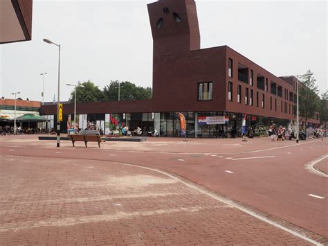 winkelcentrum mosveld amsterdam heeft het