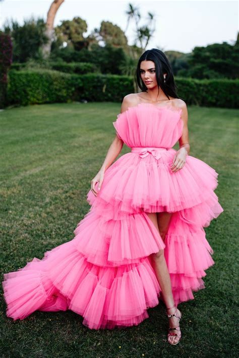 Handm And Giambattista Valli Collaboration Kendall Jenner In Pink Tulle