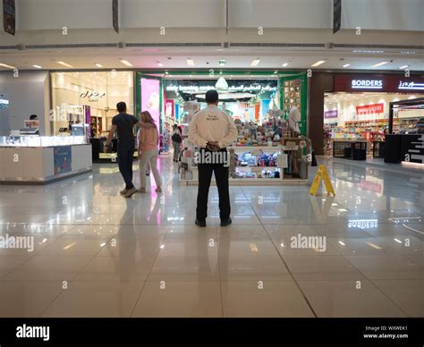 mall security guard  res stock photography  images alamy