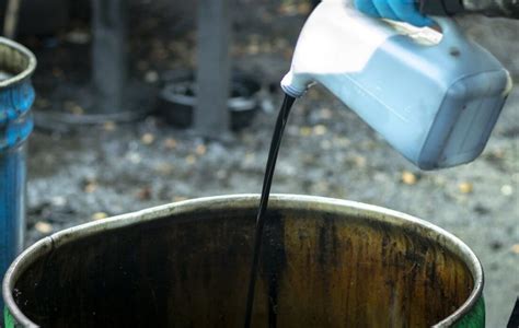 management disposal   oil  waste lubricants