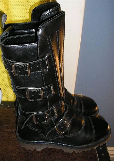 vintage  marten buckle moto tall boots black size uk      england mint