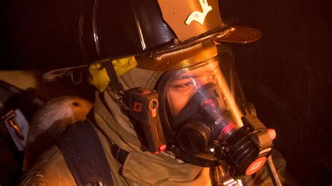 thermal imaging helmet  firefighters predator vision