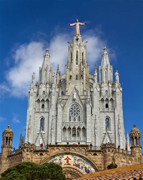 lespagne barcelone temple de sagrat  tibidabo image stock image du religieux espagne