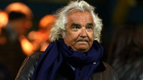 doch nichts ernstes flavio briatore meldet sich aus klinik promiflashde