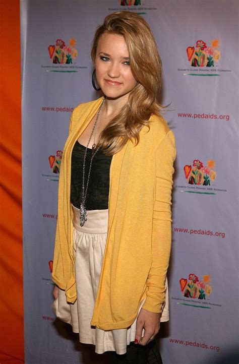 Pin On Emily Osment Style