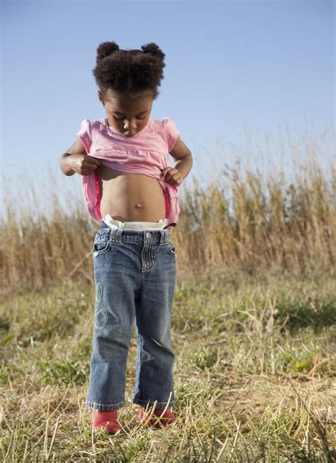 toddler obsessed   belly button experts explain  toddler behavior belly