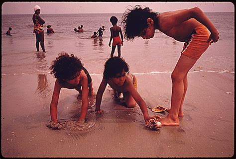 photos of brooklyn in the summer of 1974 ~ vintage everyday