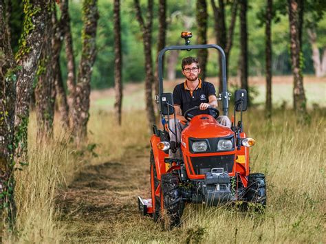 kubota presenta sus nuevos tractores compactos  agromaquinariaes