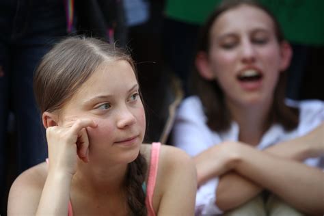 swedish teen climate activist leads protest near un