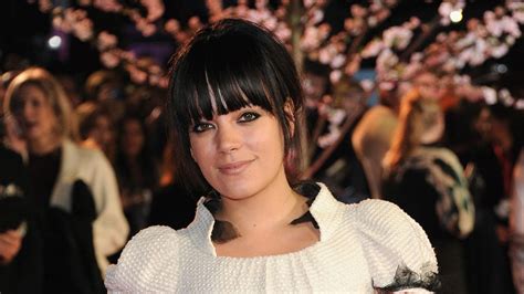 Lily Allen Says Music Industry People Suck