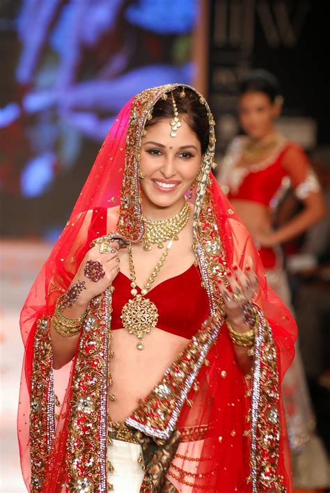 High Quality Bollywood Celebrity Pictures Pooja Chopra