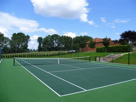 maintaining top notch tennis courts  brisbane  professional