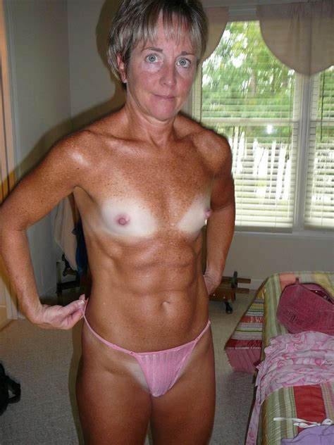 flat chested milf nude