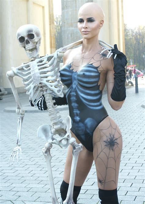 body paint halloween costumes celebrities   bare