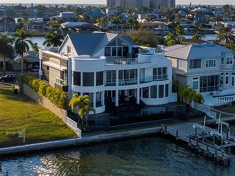 Tom Brady Closing In On Tampa Area Mansion 7 5 Million