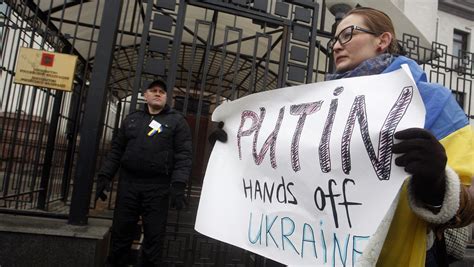 putin may be weighing costs of ukraine invasion