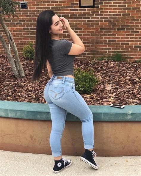 girls in tight jeans 30 pics