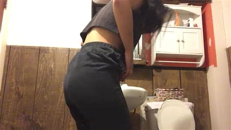 pants pissing