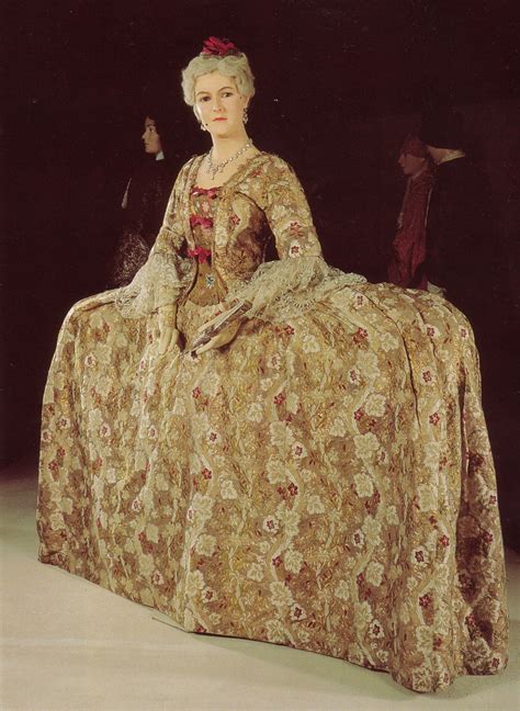 18th Century Women’s Clothing Tailored To Society 18th