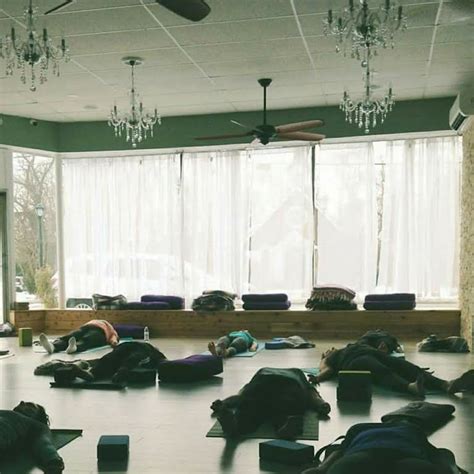 medwell spa yoga studio wantagh yoga studio  wantagh