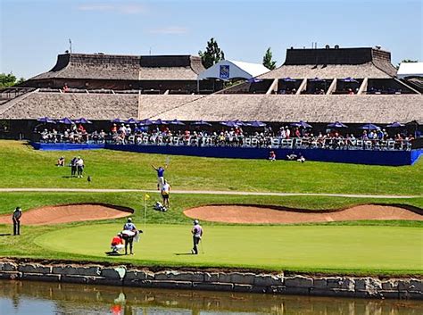 canadian open  hit  golf fans vacayca