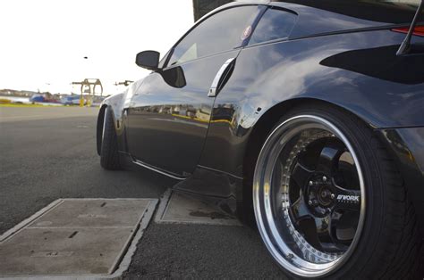 aggressive wheels and stretched tires welcome my350z
