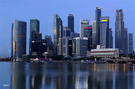 singapores life insurance business grew     insurance