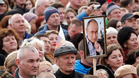 Opinion What Makes Putin So Popular At Home His Reputation Abroad