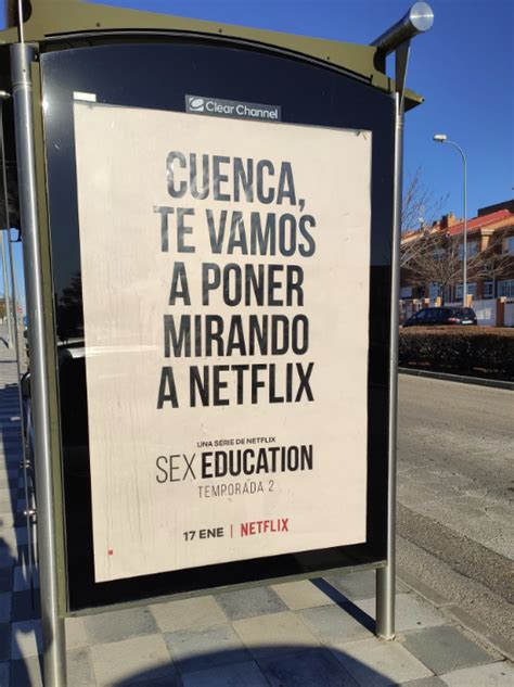 Netflix Pone A Sex Education Mirando Para Cuenca La Publicidad