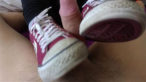 shoejob by converse star players with cum thumbzilla