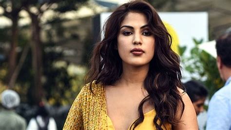 Sushant Singh Rajput Bollywood Actor Rhea Chakraborty Moved To Prison