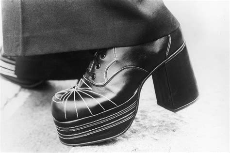 shoes  dug   seventies top styles  trends