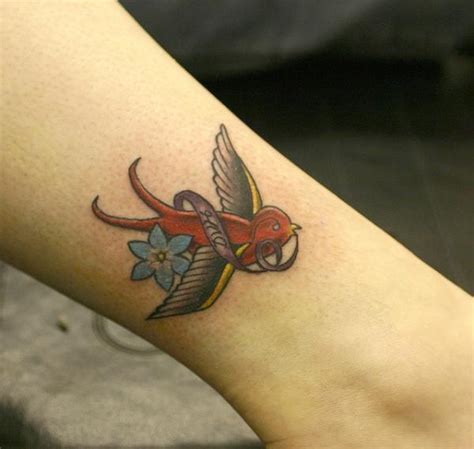 35 Small Tattoos For Girls Which Looks Really Cute Slodive