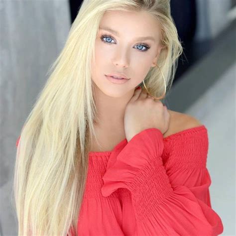 Instagram Crush Kaylyn Slevin 19 Photos Blonde Beauty Gorgeous