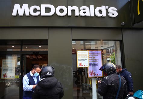 mcdonalds hiring 260 000 workers which jobs are open and how to apply