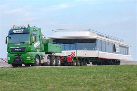 man trailer haulage trucks trailer
