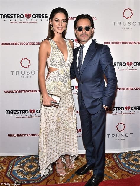 Marc Anthony Cosies Up To Girlfriend Mariana Downing 21 Daily Mail