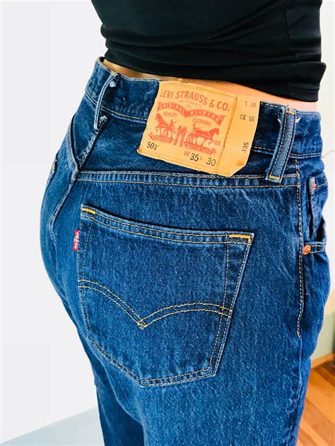 vintage levis  button fly jeans mid rise levis dark wash denim