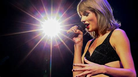 the theories taylor swift s social media blackout has sparked bbc